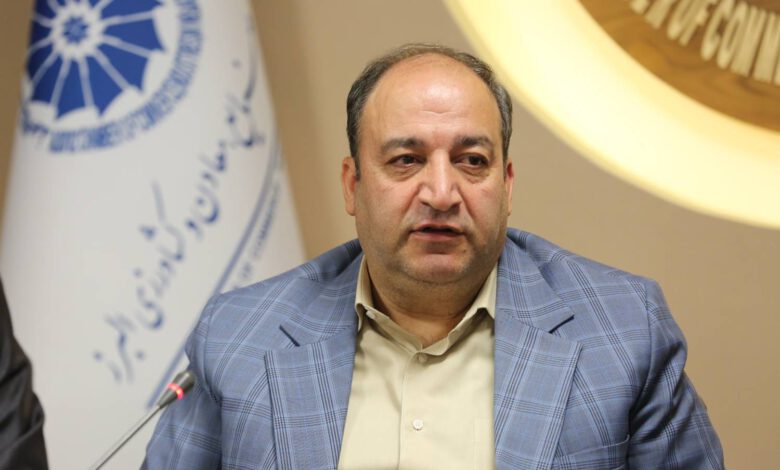 نائب رئیس اتاق بازرگانی البرز و رئیس انجمن نساجی، پوشاک و چرم استان: سرمایهگذاری، صنعت نساجی را متحول میکند