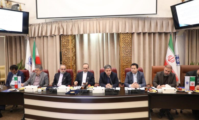تسهیل مراودات زمینی با جمهوری آذربایجان پیگیری میشود