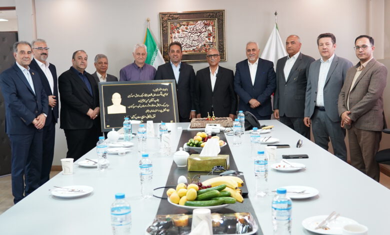 تجلیل از حسن محمدعلیزاده، از فخرآفرینان اقتصادی استان البرز و مدیرعامل برند «مهگل»