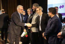 تجلیل از اتاق بازرگانی البرز در اختتامیه هشتمین دوره جشنواره مطبوعات استان البرز